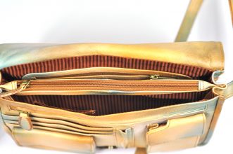 Handgearbeitete und Handbemalt Tasche